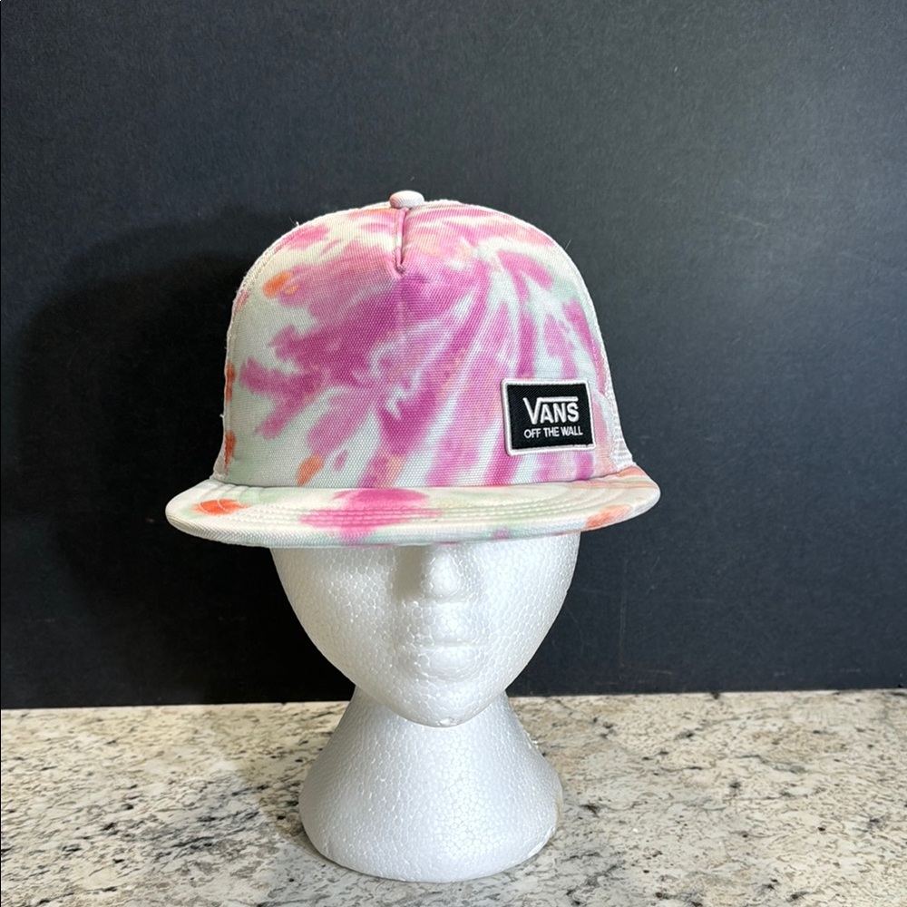 Vans Beach Bound II White Tie Dye Trucker Hat. NWT.